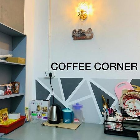 Spar Homestay Кота-Бару Экстерьер фото